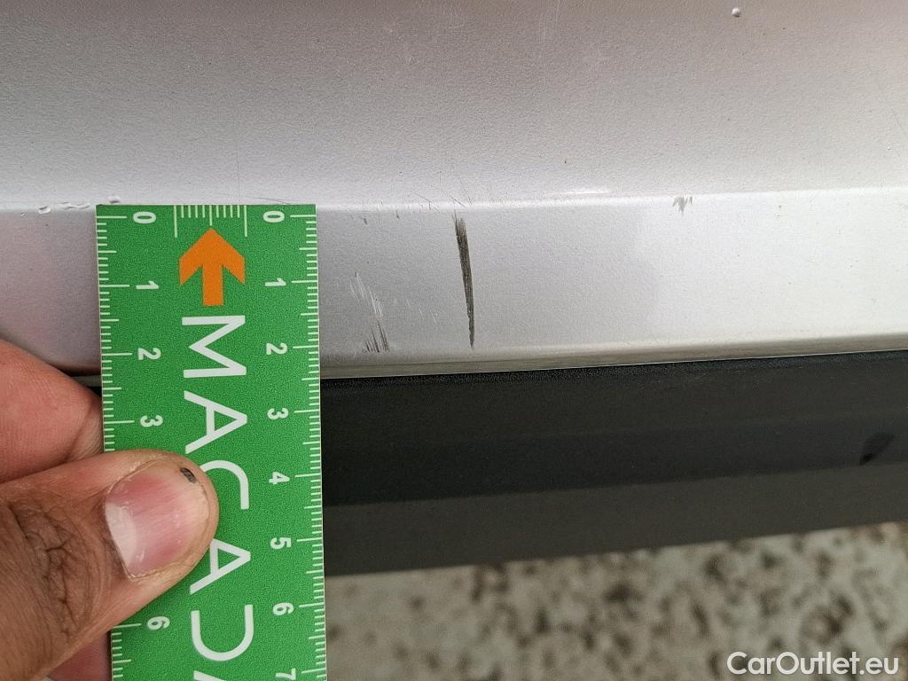  Peugeot  2008  Allure Business 1.5 HDi 100CV BVM6 E6d #37