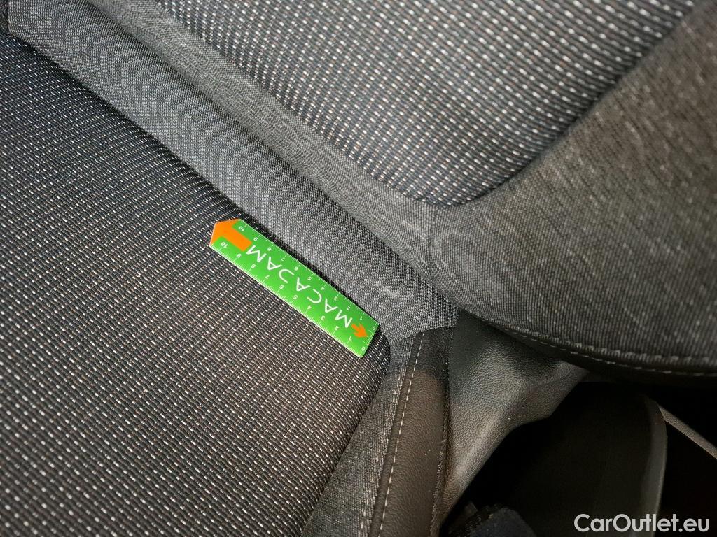  Opel  Crossland  X Business Elegance 1.2 Turbo 110CV BVM6 E6d #2