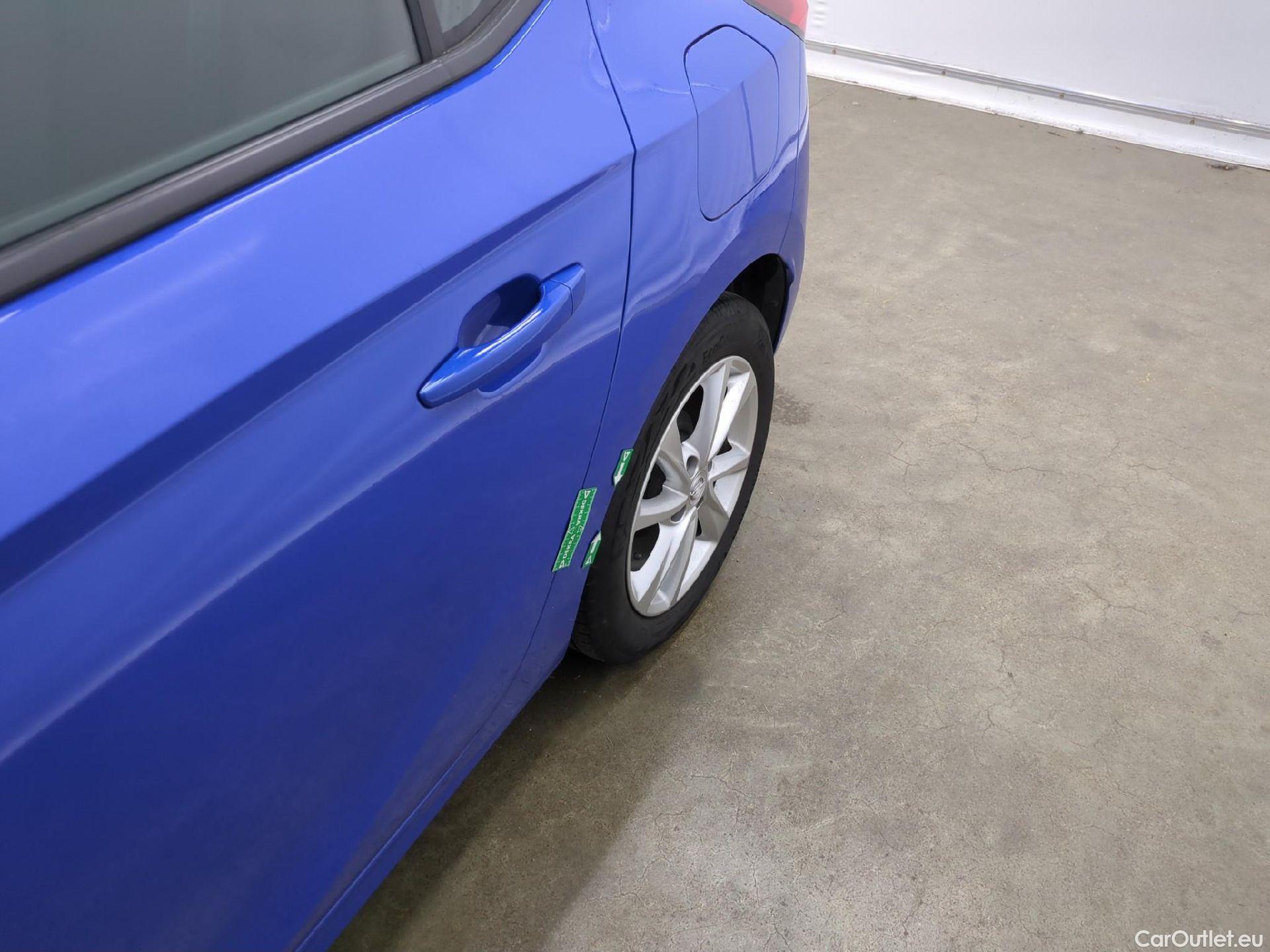  Opel  Corsa  F Elegance Business 1.2 Turbo 100CV BVM6 E6d #26