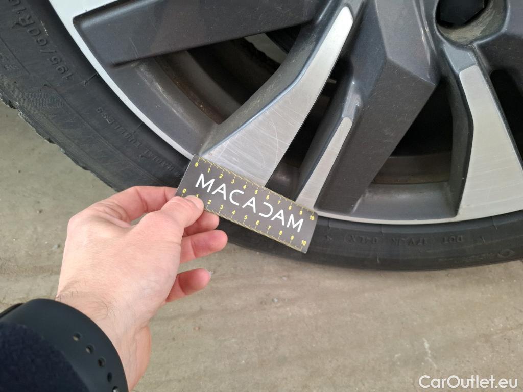  Peugeot  2008 PEUGEOT  5p Crossover BlueHDi 100 ¤6.c S&S ALLURE BUSINESS #7