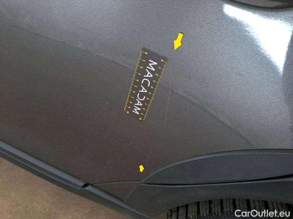  Peugeot  2008 PEUGEOT  5p Crossover BlueHDi 100 ¤6.c S&S ALLURE BUSINESS #40