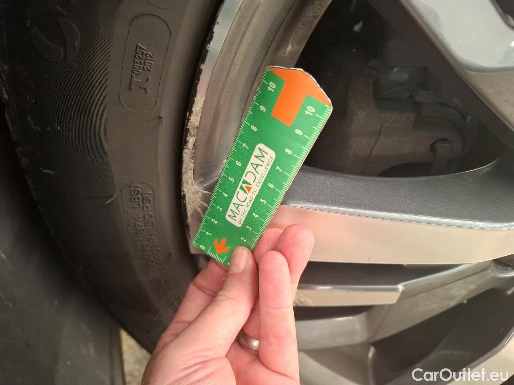  Peugeot  3008  Allure Pack 1.5 HDi 130CV BVA8 E6d #8