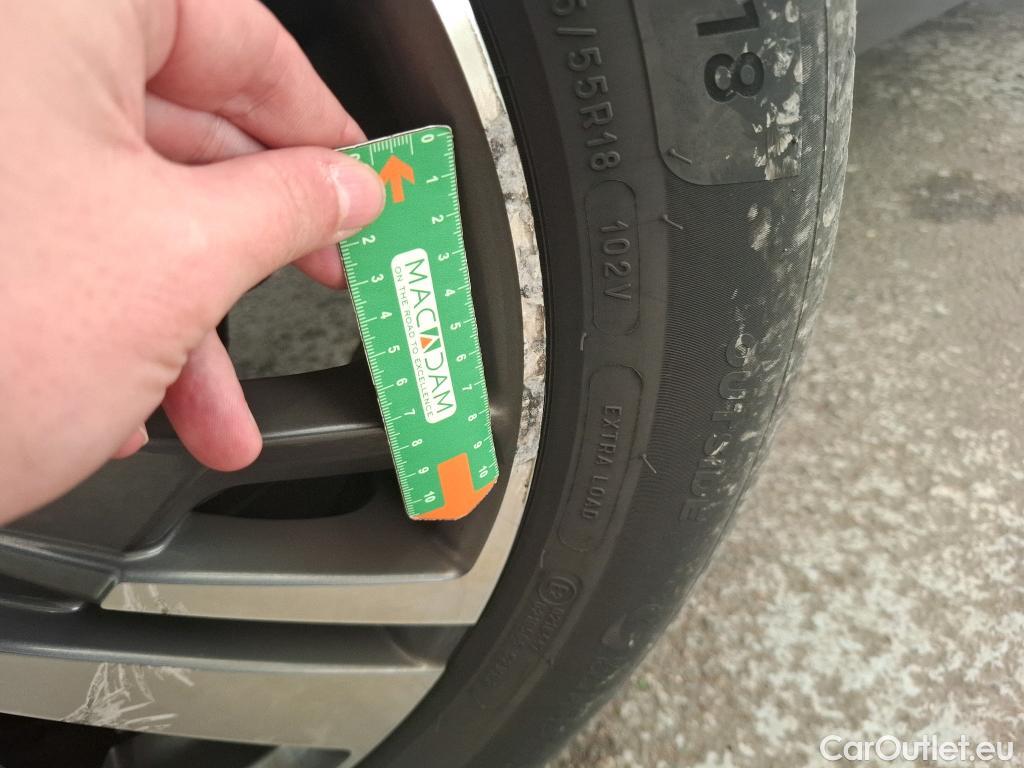  Peugeot  3008  Allure Pack 1.5 HDi 130CV BVA8 E6d #5