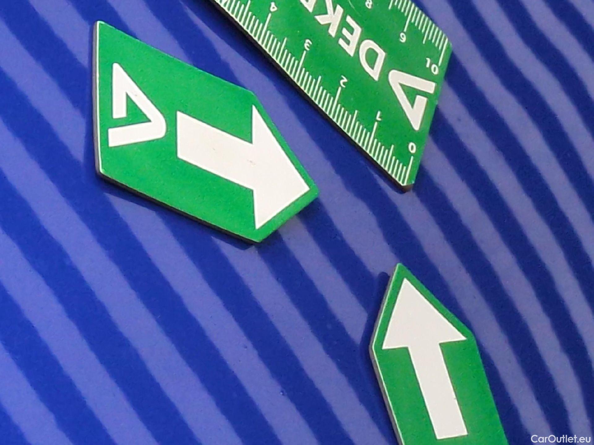  Opel  Corsa  F Elegance Business 1.2 Turbo 100CV BVM6 E6d #5