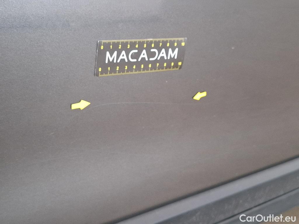  Peugeot  2008 PEUGEOT  5p Crossover BlueHDi 100 ¤6.c S&S ALLURE BUSINESS #46