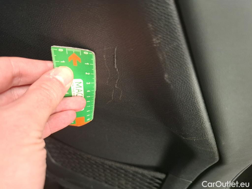  Peugeot  3008  Allure Pack 1.5 HDi 130CV BVA8 E6d #12