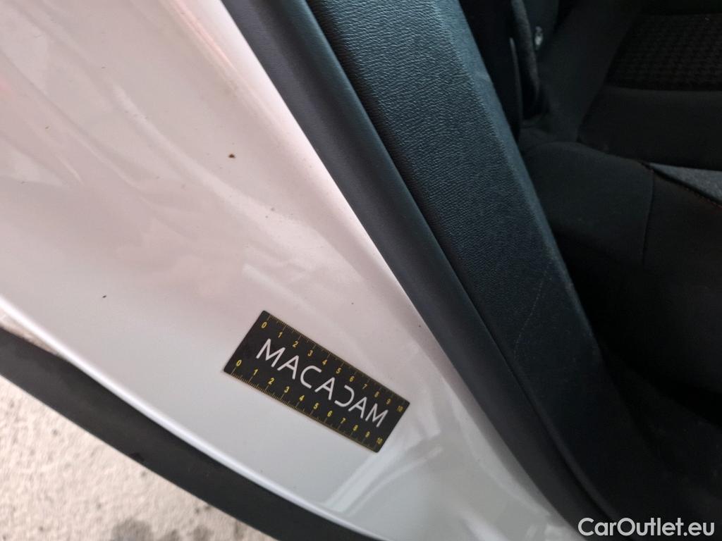  Peugeot  3008  Active Business 1.5 HDi 130CV BVA8 E6d #21