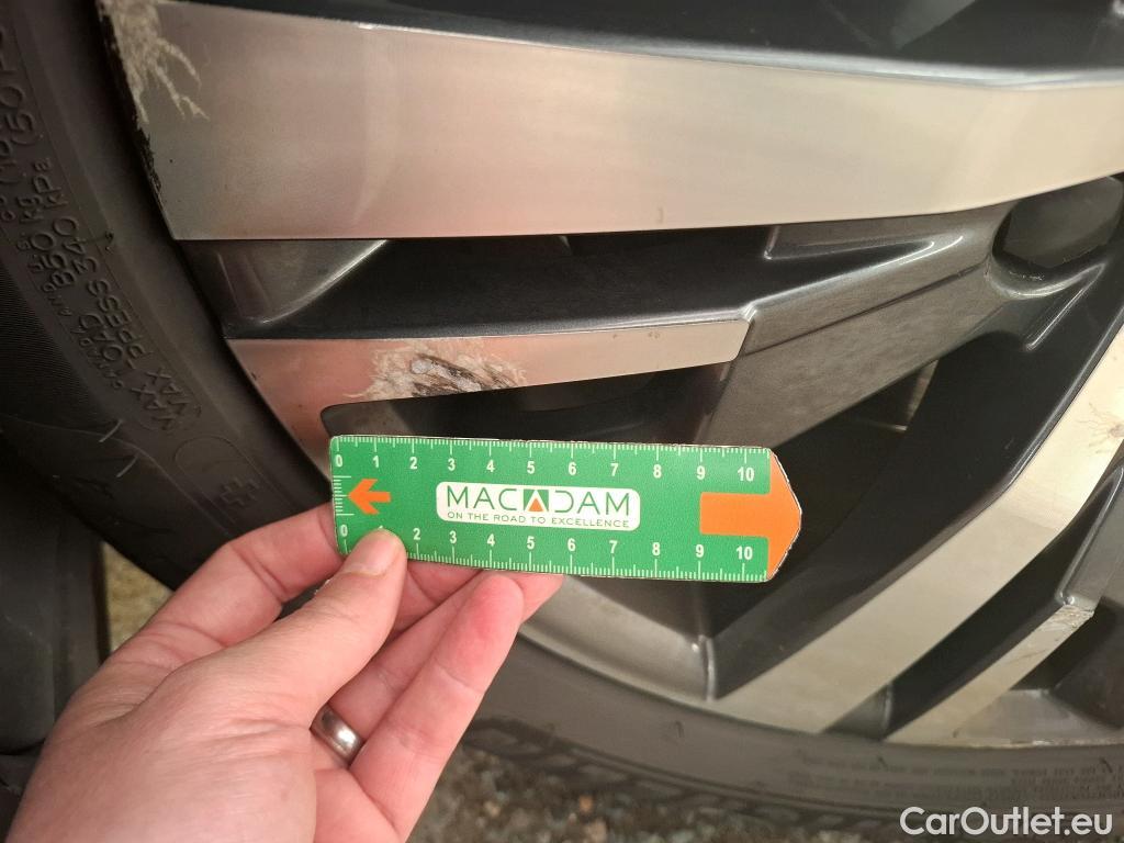  Peugeot  3008  Allure Pack 1.5 HDi 130CV BVA8 E6d #7