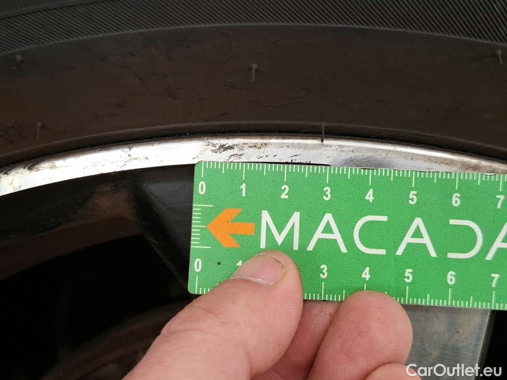  Peugeot  2008  Allure Business 1.5 HDi 110CV BVM6 E6d #48