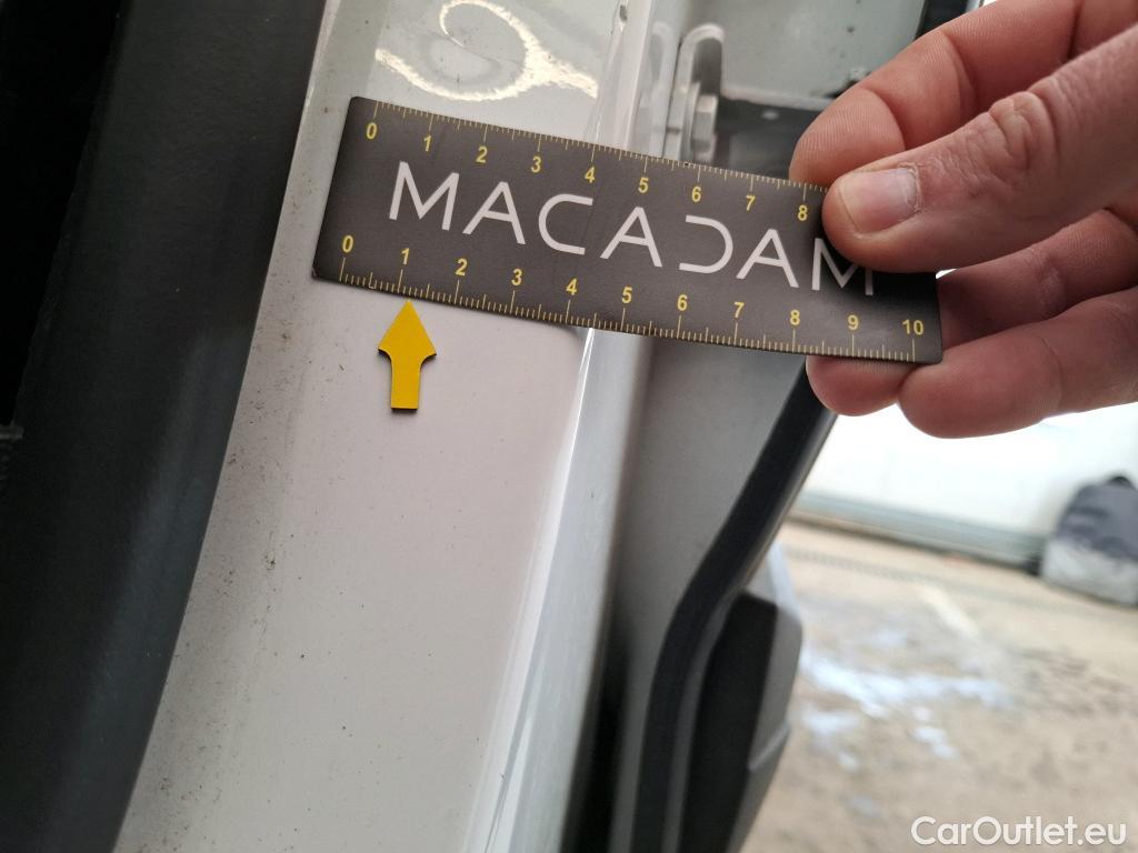  Peugeot  3008  Active Business 1.5 HDi 130CV BVA8 E6d #26