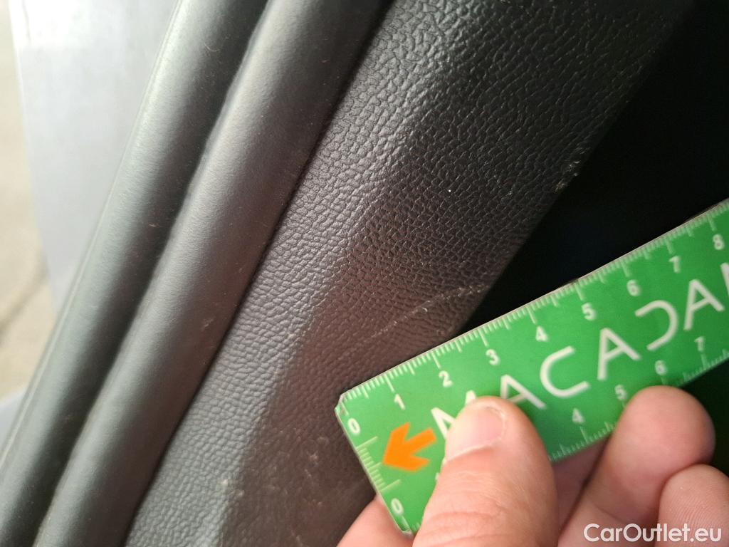  Peugeot  2008  Allure Business 1.5 HDi 110CV BVM6 E6d #103