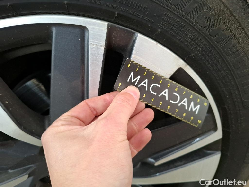  Peugeot  2008 PEUGEOT  5p Crossover BlueHDi 100 ¤6.c S&S ALLURE BUSINESS #3