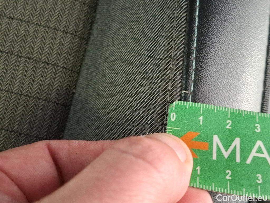  Peugeot  2008  Allure Business 1.5 HDi 110CV BVM6 E6d #69