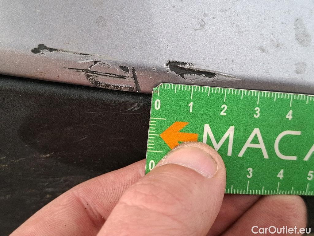  Peugeot  2008  Allure Business 1.5 HDi 110CV BVM6 E6d #20