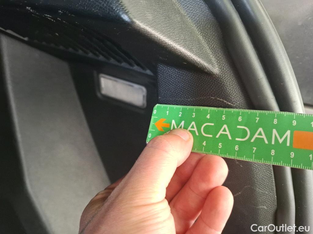  Peugeot  2008  Allure Business 1.5 HDi 110CV BVM6 E6d #63