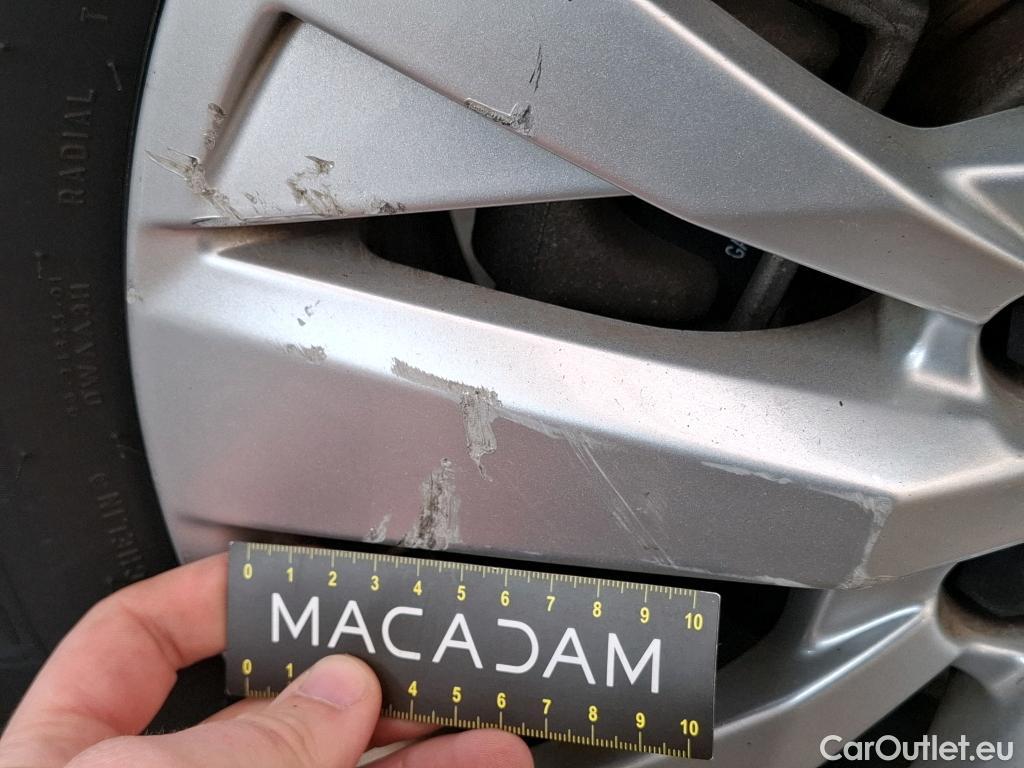  Peugeot  3008  Active Business 1.5 HDi 130CV BVA8 E6d #14