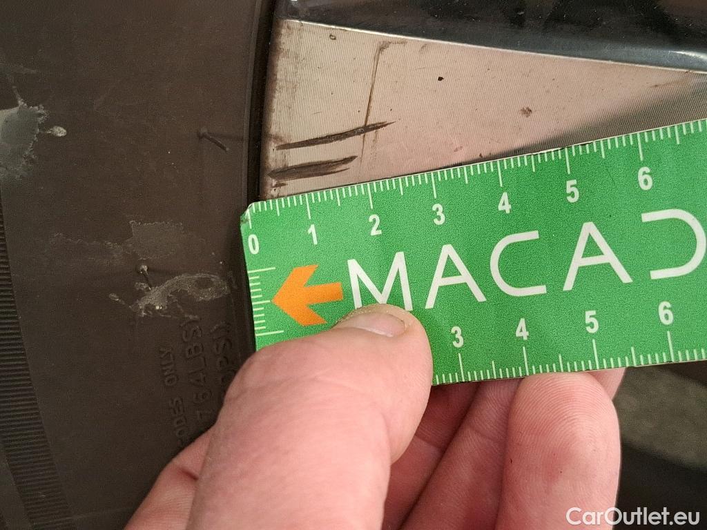  Peugeot  2008  Allure Business 1.5 HDi 110CV BVM6 E6d #40