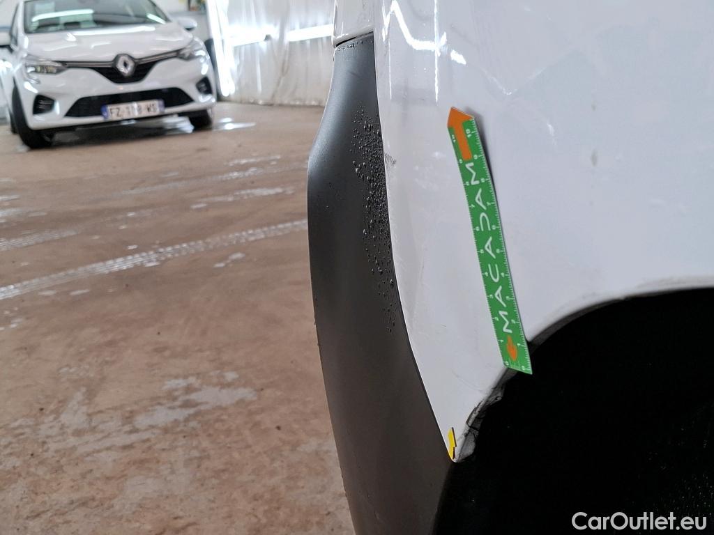  Peugeot  Expert  Kombi L2 1.6 HDi 115CV BVM6 9 Sieges E6 #47