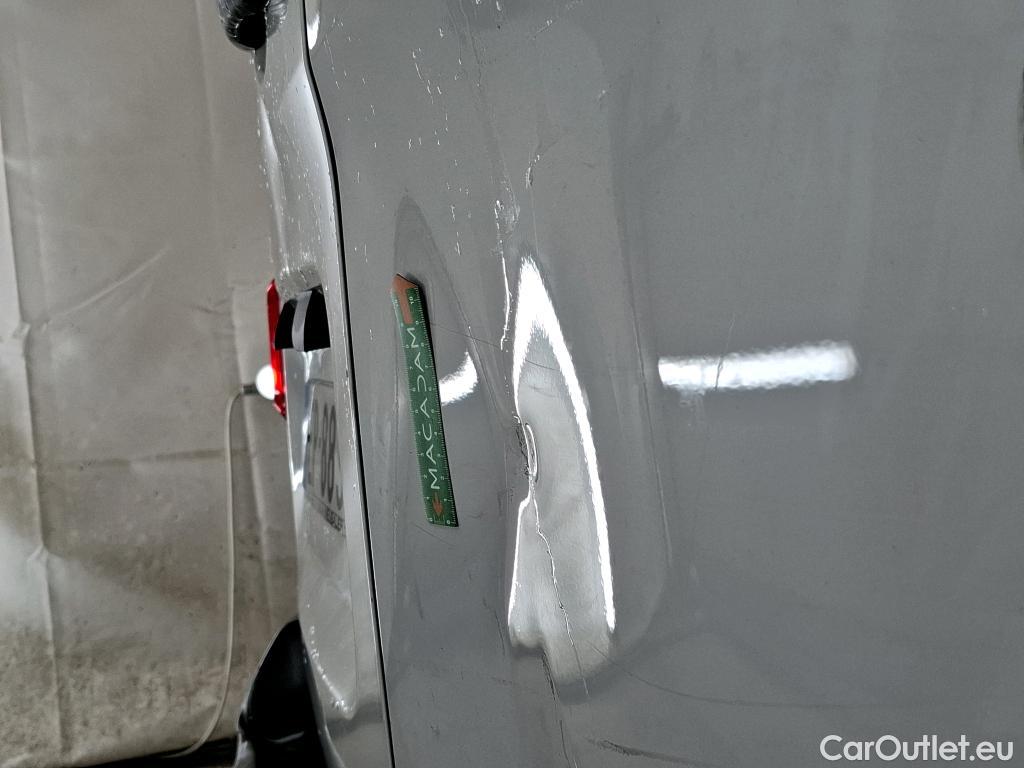  Peugeot  Expert  Kombi L2 1.6 HDi 115CV BVM6 9 Sieges E6 #18