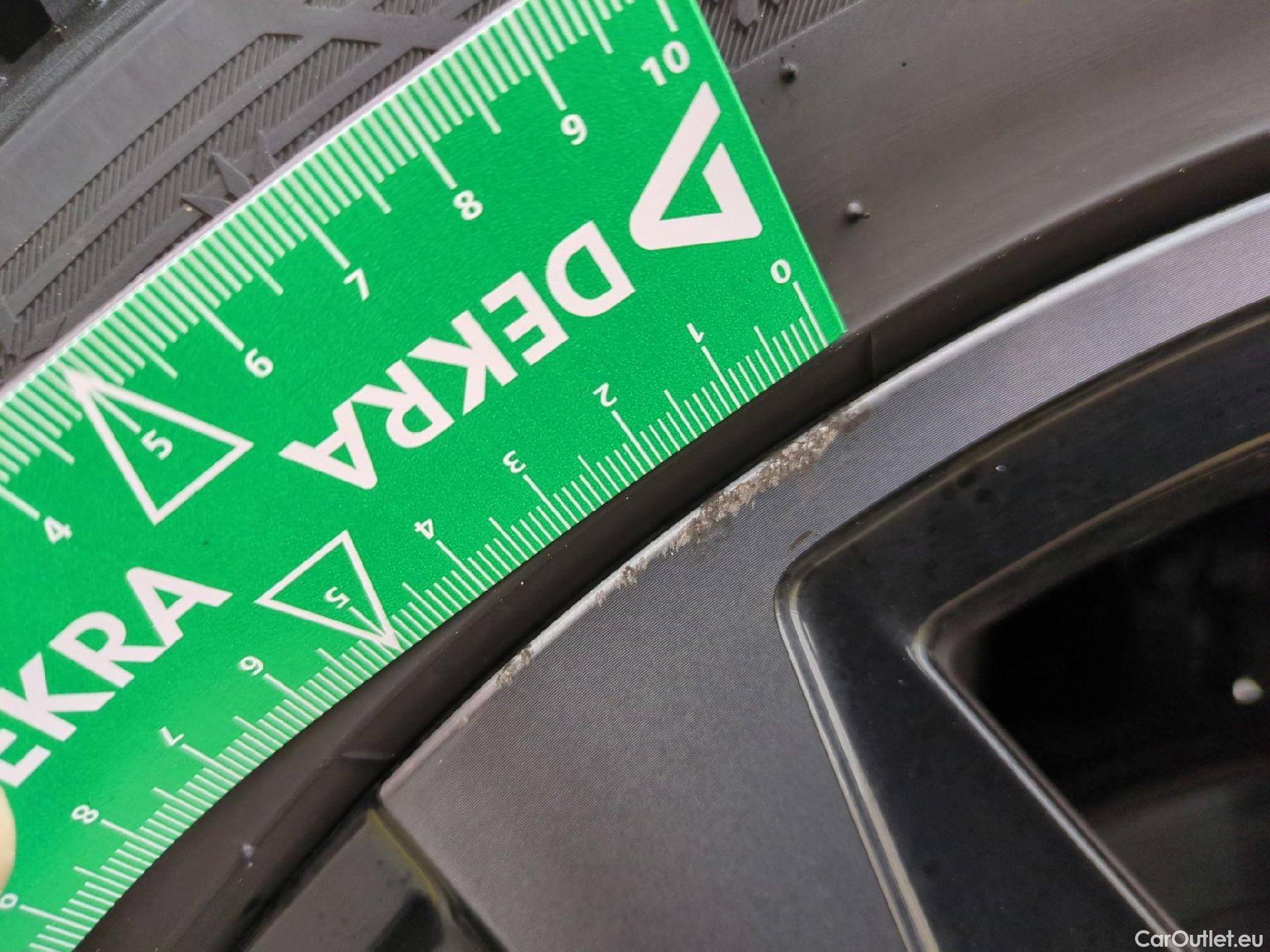  Renault  Arkana RENAULT  / 2021 / 5P / SUV R.S. Line TCe 160 EDC FAP - 21B #3