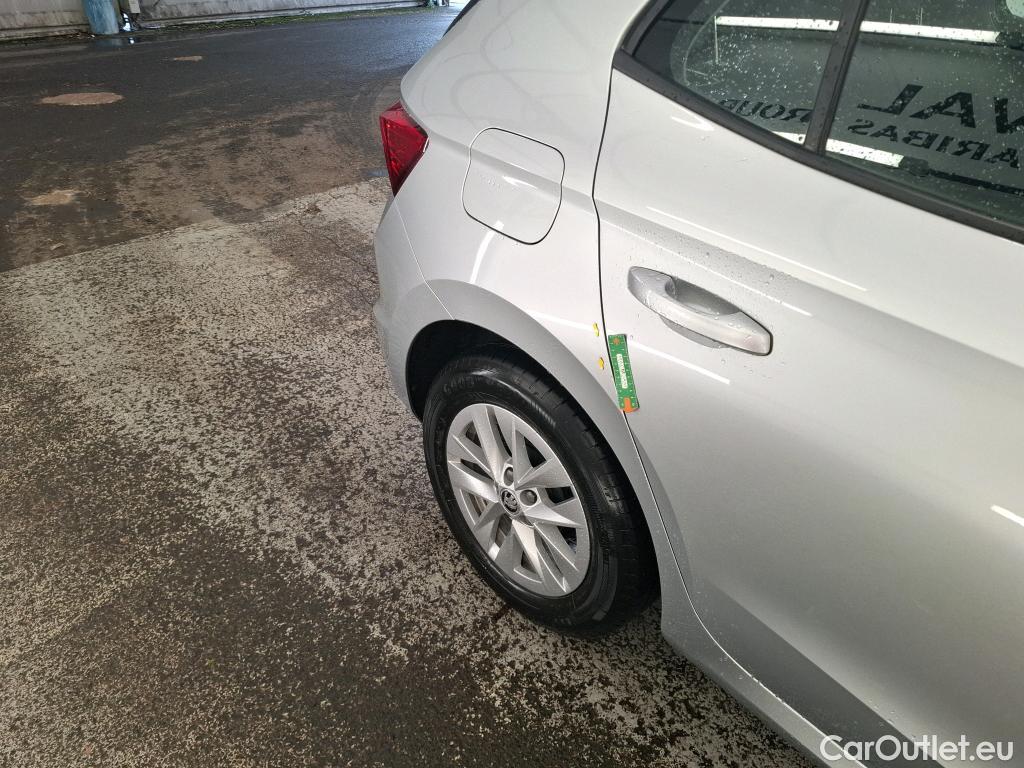  Skoda  Fabia  Ambition 1.0 MPI 80CV BVM5 E6d #1