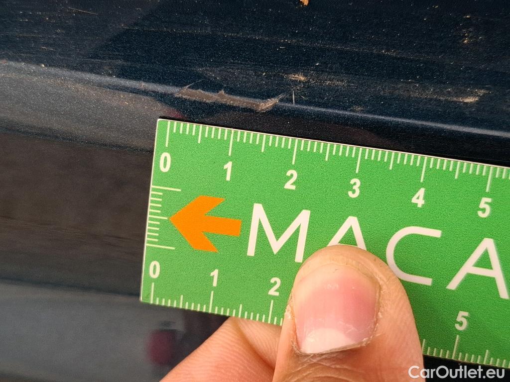  Volkswagen  Tiguan VOLKSWAGEN  / 2020 / 5P / SUV 2.0 TDI 150 DSG7 Life Business #50