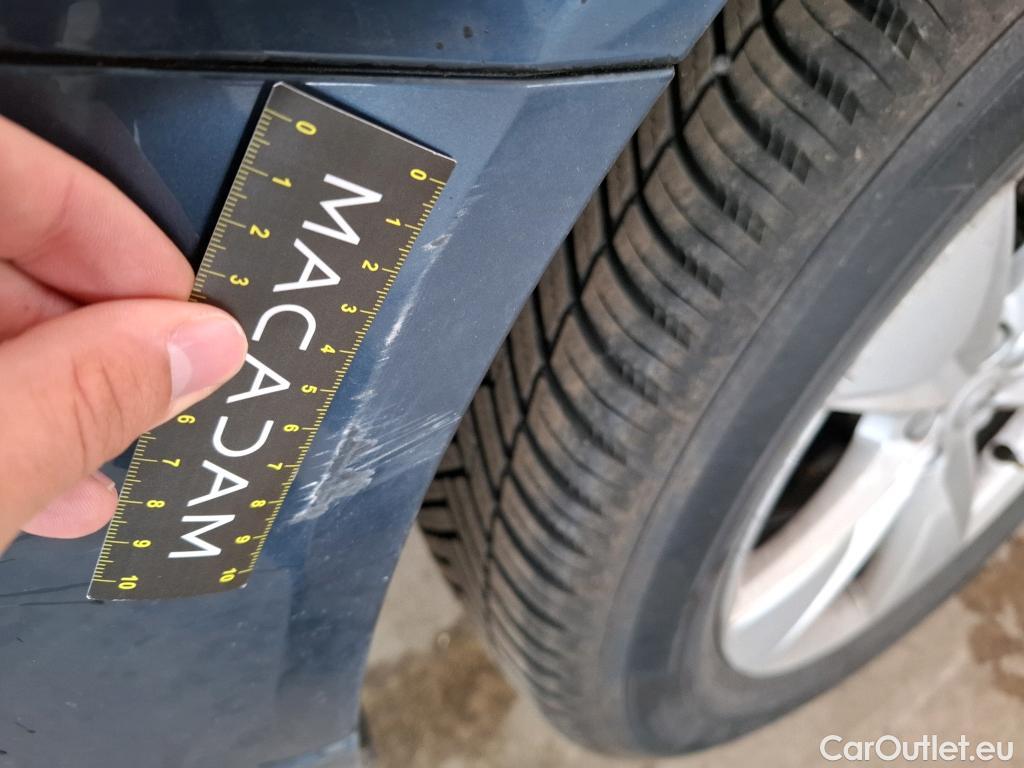  Volvo  XC60  Momentum Business 2WD 2.0 B4 195CV BVA8 E6d #10