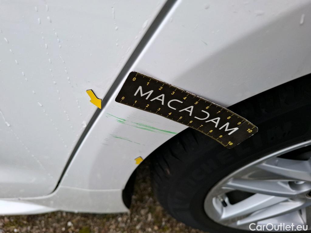  Toyota  Corolla TOYOTA  Touring Sports / 2018 / 5P / Break Hybride 122h Dynamic Business Beyond Zer  #10