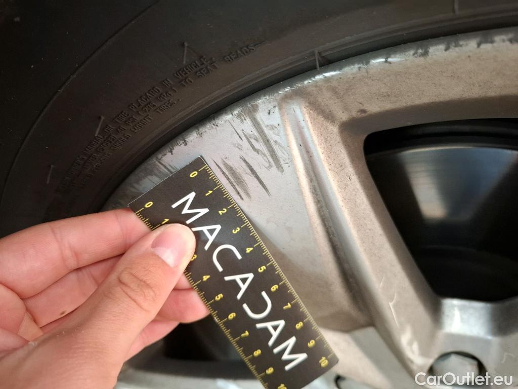  Volvo  XC60  Momentum Business 2WD 2.0 B4 195CV BVA8 E6d #19