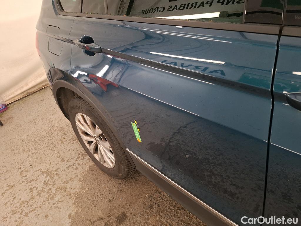  Volkswagen  Tiguan VOLKSWAGEN  / 2020 / 5P / SUV 2.0 TDI 150 DSG7 Life Business #39