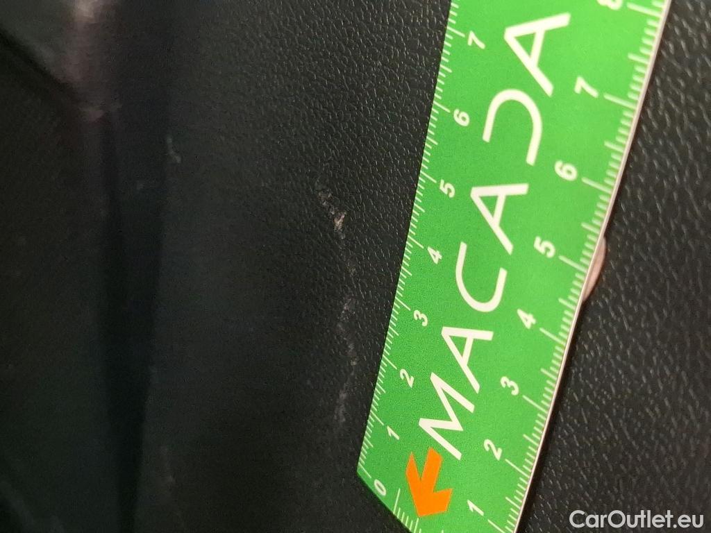  Volkswagen  Tiguan VOLKSWAGEN  / 2020 / 5P / SUV 2.0 TDI 150 DSG7 Life Business #13