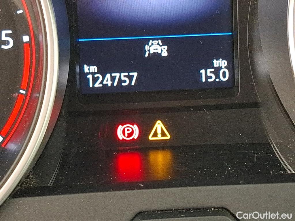  Volkswagen  Tiguan VOLKSWAGEN  / 2020 / 5P / SUV 2.0 TDI 150 DSG7 Life Business #41