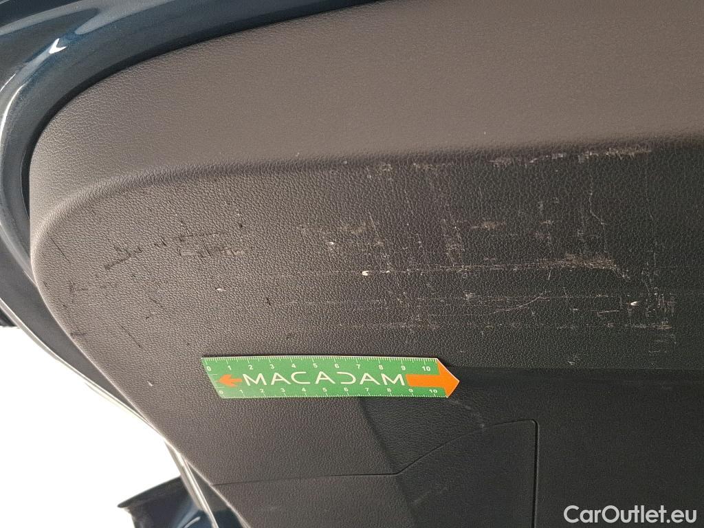  Volkswagen  Tiguan VOLKSWAGEN  / 2020 / 5P / SUV 2.0 TDI 150 DSG7 Life Business #28