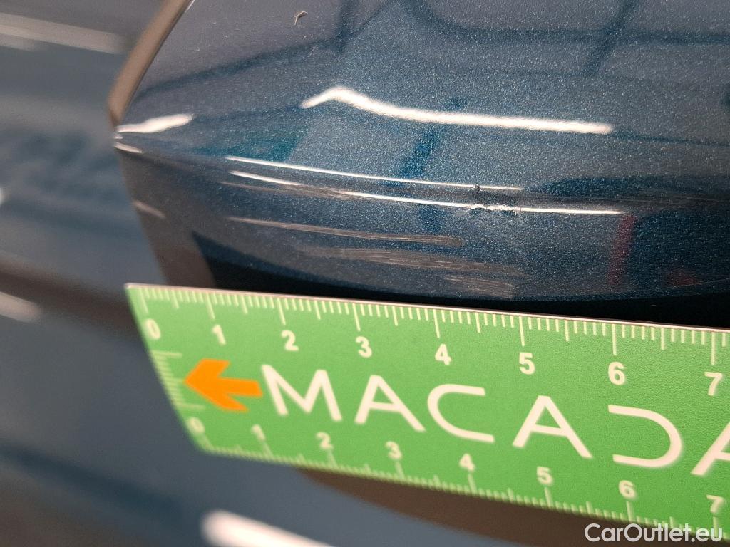  Volkswagen  Tiguan VOLKSWAGEN  / 2020 / 5P / SUV 2.0 TDI 150 DSG7 Life Business #35