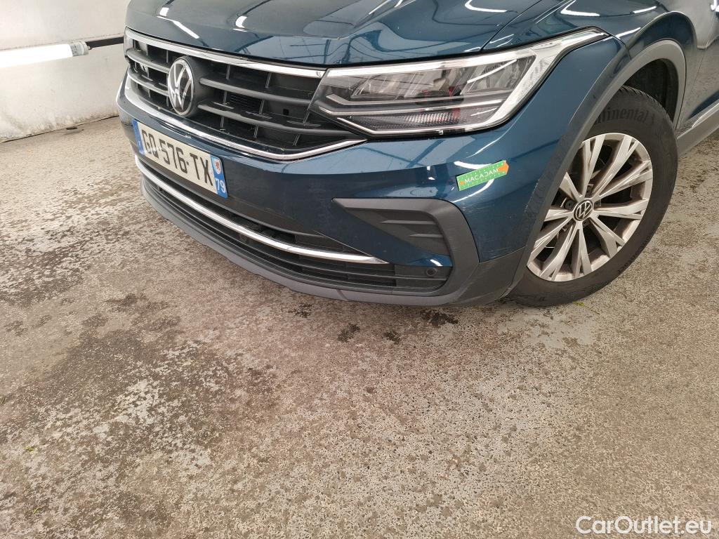  Volkswagen  Tiguan VOLKSWAGEN  / 2020 / 5P / SUV 2.0 TDI 150 DSG7 Life Business #1