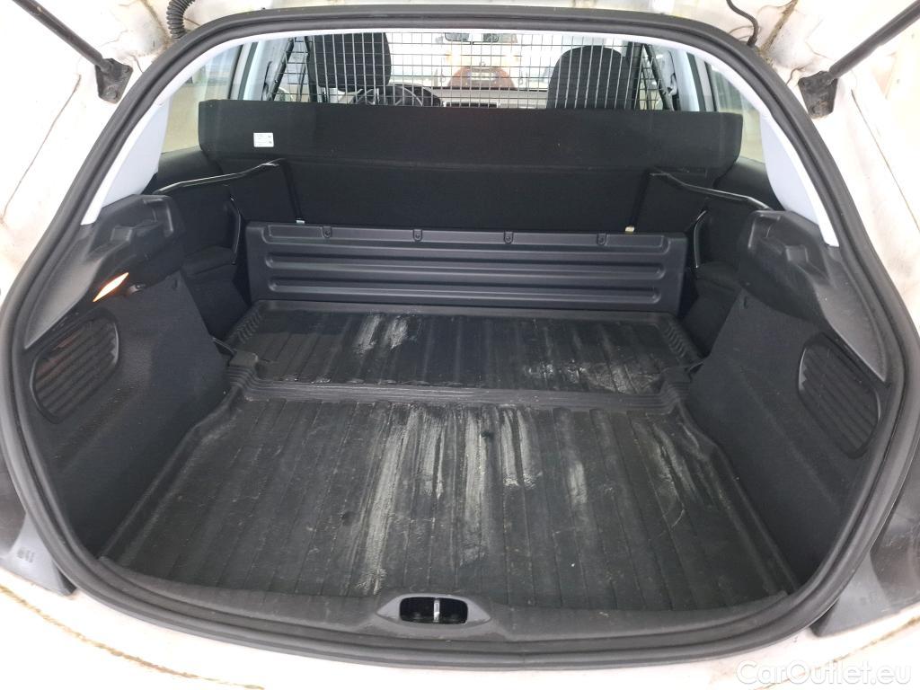  Peugeot  208  Affaire Premium 1.5 HDi 100CV BVM5 E6dT #1