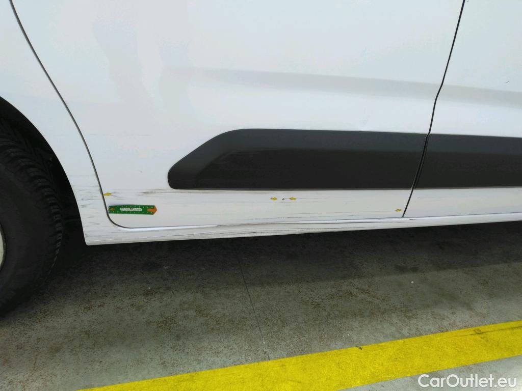  Citroen  Berlingo  Fourgon Driver M 650 1.5 BlueHDi 100CV BVM6 E6d #17