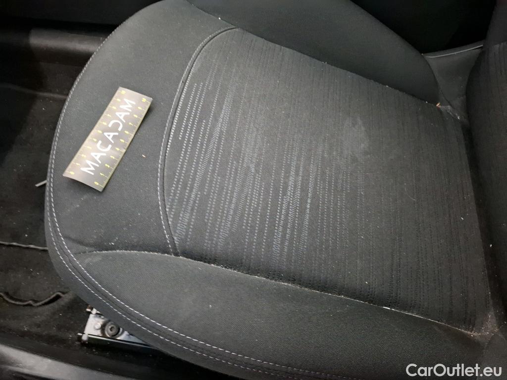  Peugeot  208  Affaire Premium 1.5 HDi 100CV BVM5 E6dT #17