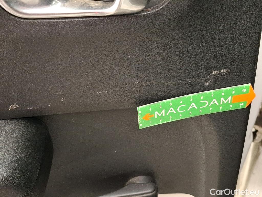  Citroen  C3  Société Feel 1.5 BlueHDI 100CV BVM5 E6dT #26