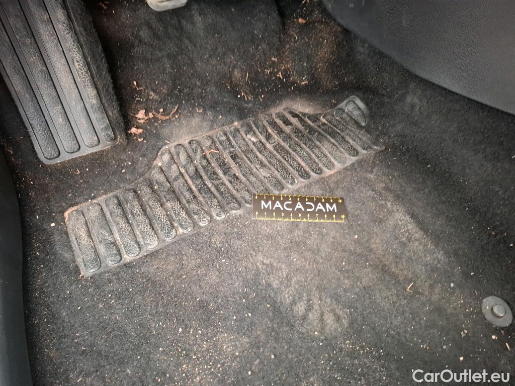  Renault  Clio  IV Air MediaNav 1.5 dCi 90CV BVM5 E6 #18