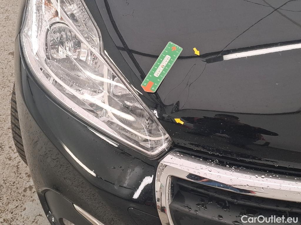  Peugeot  208  Affaire Premium Pack 1.5 HDi 100CV BVM5 E6dT #2