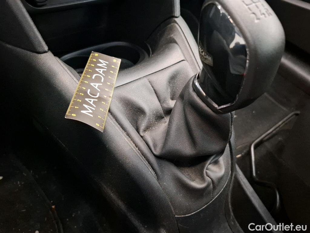  Peugeot  208  Affaire Premium 1.5 HDi 100CV BVM5 E6dT #15