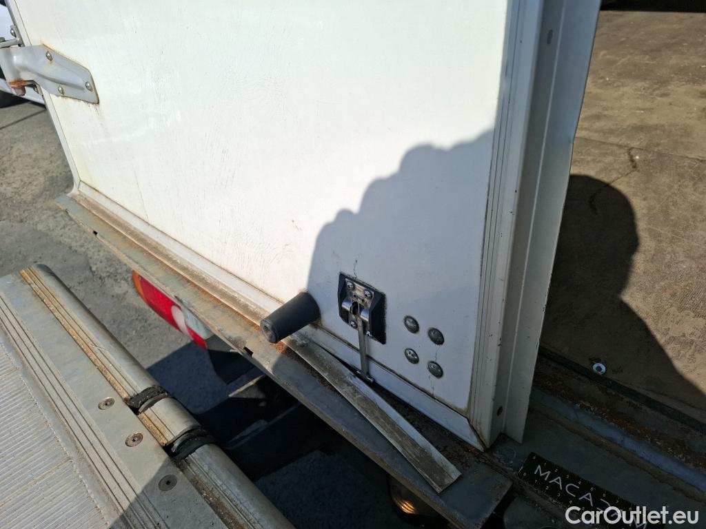  Peugeot  Boxer PEUGEOT  Chassis Cabine SC VU 2p Châssis cabine 2.0 BLUEHDI 130 PRO SR 435 L4 #12