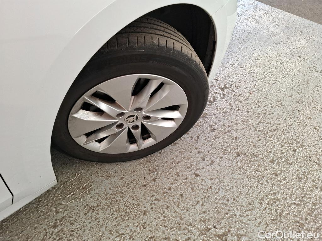  Skoda  Octavia  Break Business 2.0 TDI 150CV BVA7 E6d / TRANSFO VP/VF #28