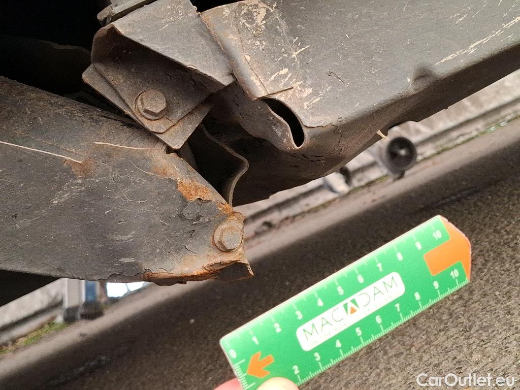  Iveco  Daily IVECO  / 2014 / 4P / Fourgon tôlé 3.0 35S14NA8 V11 H2 3520 B POWER #25