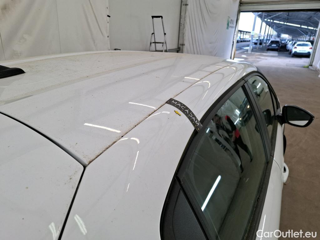  Citroen  C3  Société Feel 1.5 BlueHDI 100CV BVM6 E6d #16