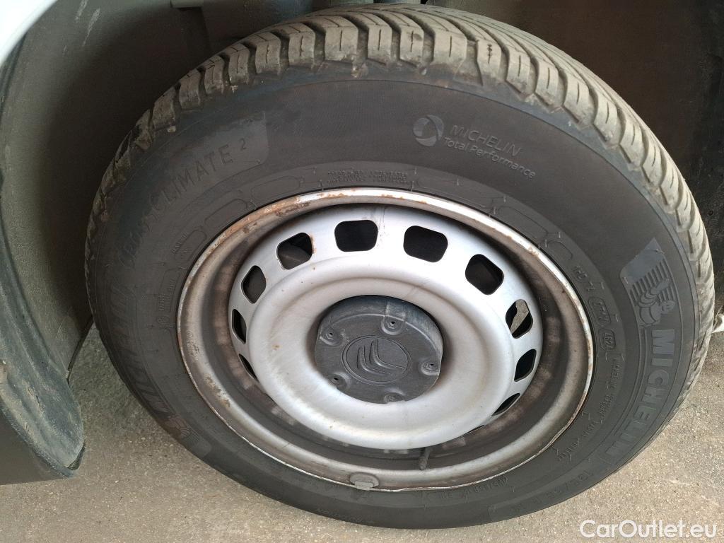  Citroen  Berlingo  Fourgon Club M 650 1.5 BlueHDi 100CV BVM6 E6d #21