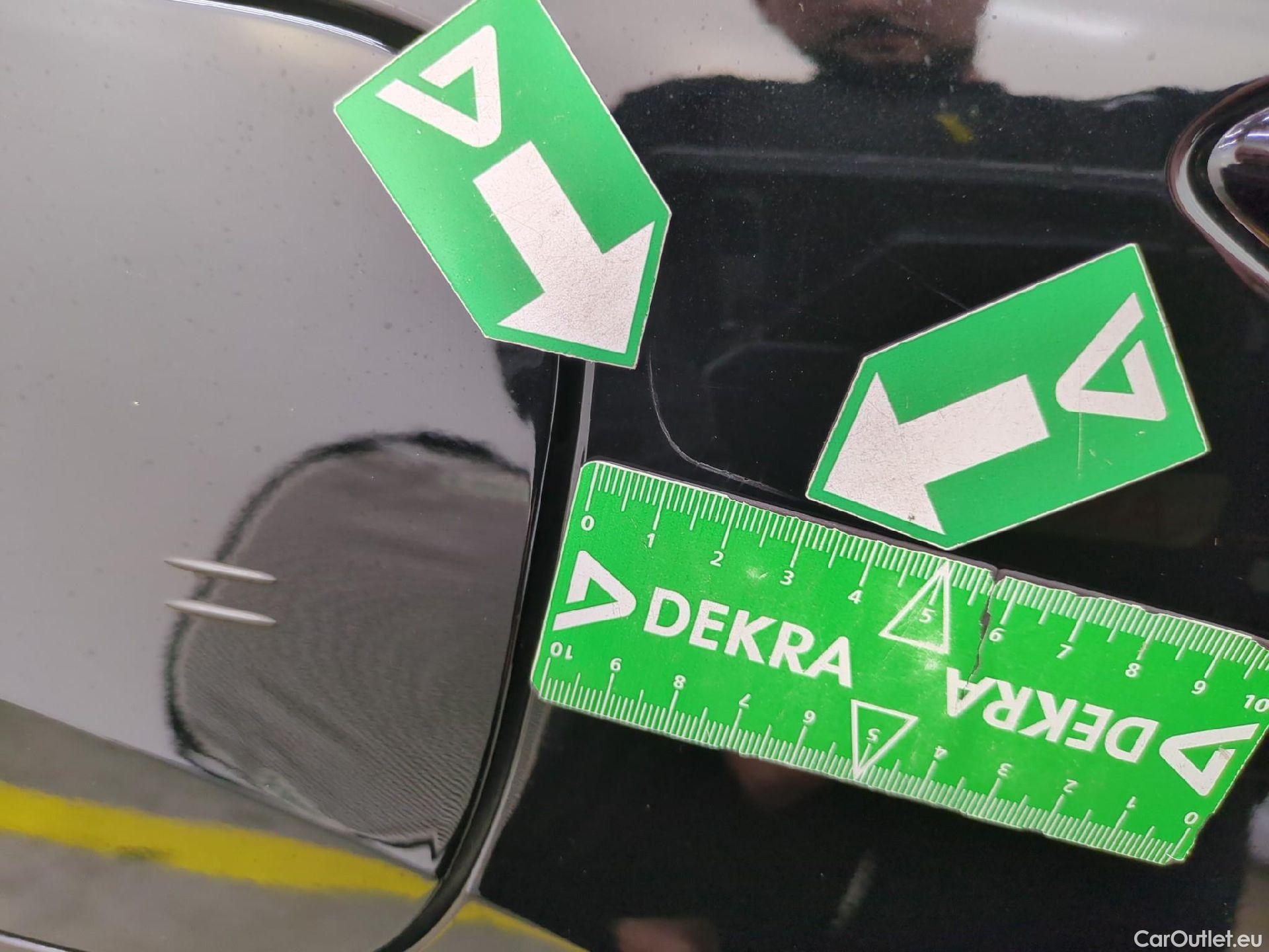  Citroen  C4 X (2022) PureTech 130 S&S EAT8 Feel Pack / GARANTIE CONSTRUCTEUR 10 ANS VOIR PHOTO 2 #9