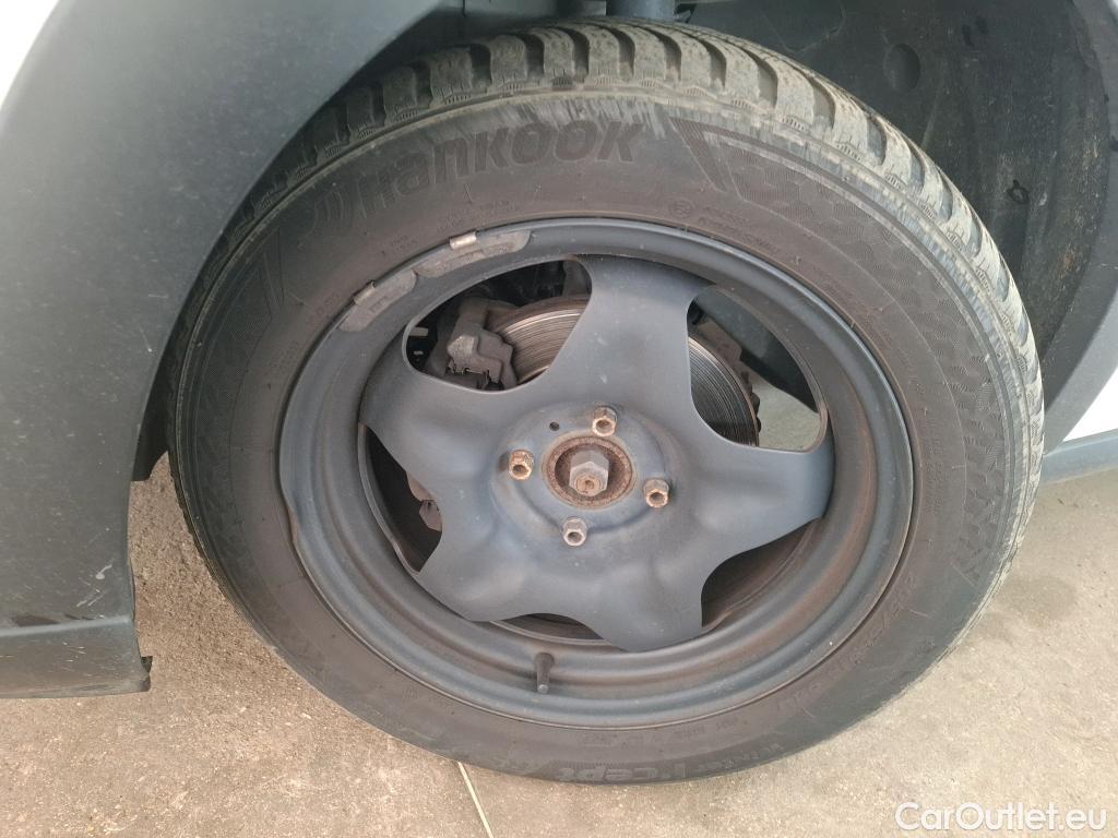  Citroen  C3 CITROEN  Société / 2020 / 5P / Berline / VU BlueHDi 100 SandS BVM6 Feel Nav #3