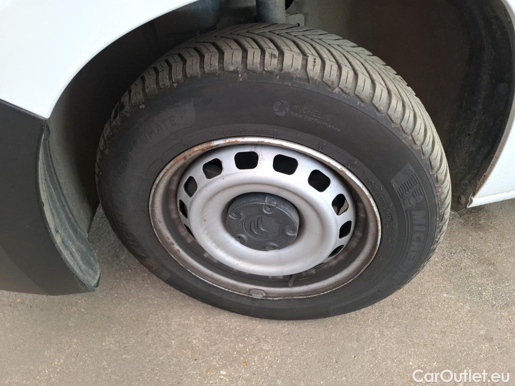  Citroen  Berlingo  Fourgon Club M 650 1.5 BlueHDi 100CV BVM6 E6d #20